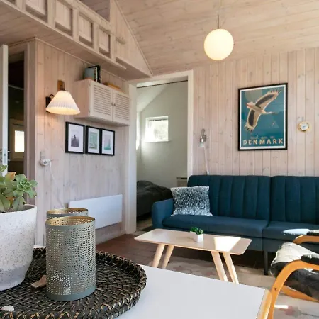 One-bedroom Holiday In 2 Holiday home *