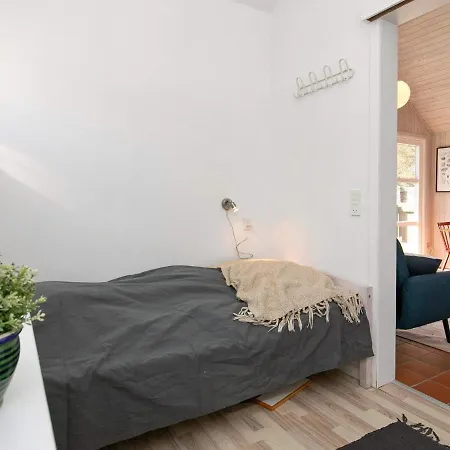 One-bedroom Holiday In 2 * Vejers Strand